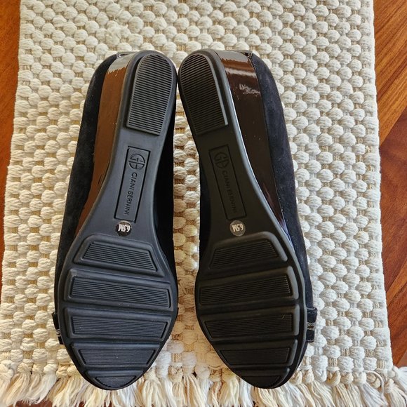 Giani Bernini Eaton Black Suede Slip On Wedge Heels - Size 6.5 - Picture 11 of 16